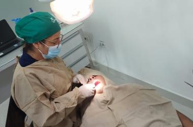 Extracción tercer molar inferior incluido o retenido